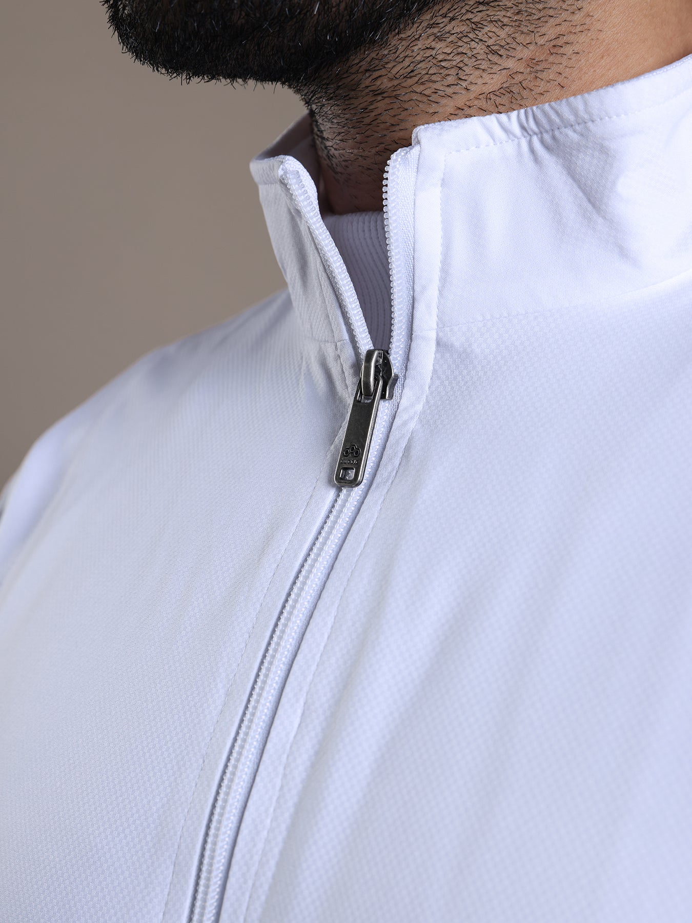 Polyester White Plain Regular Fit Full Sleeve Casual Windcheater