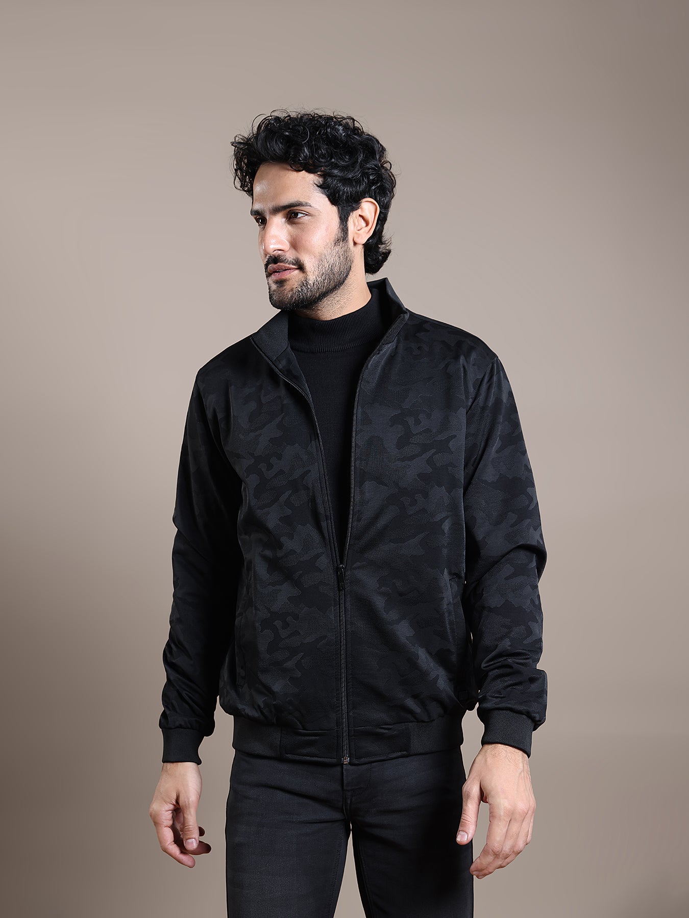 Polyester Black Printed Regular Fit Full Sleeve Casual Windcheater