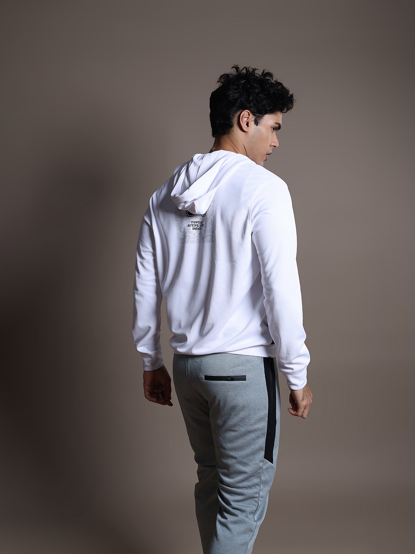 Polyester Light Grey Printed Regular Fit Full Sleeve Casual Sweatshirt