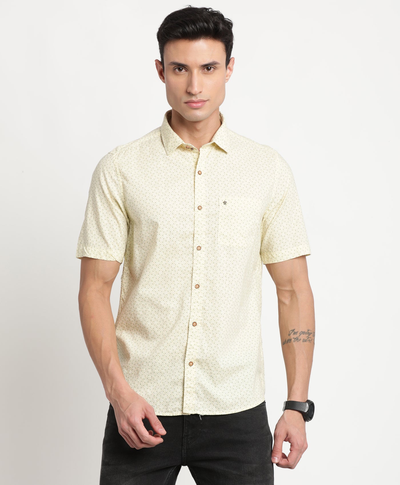 100% Cotton Yellow Printed Slim Fit Half Sleeve Casual Shirt