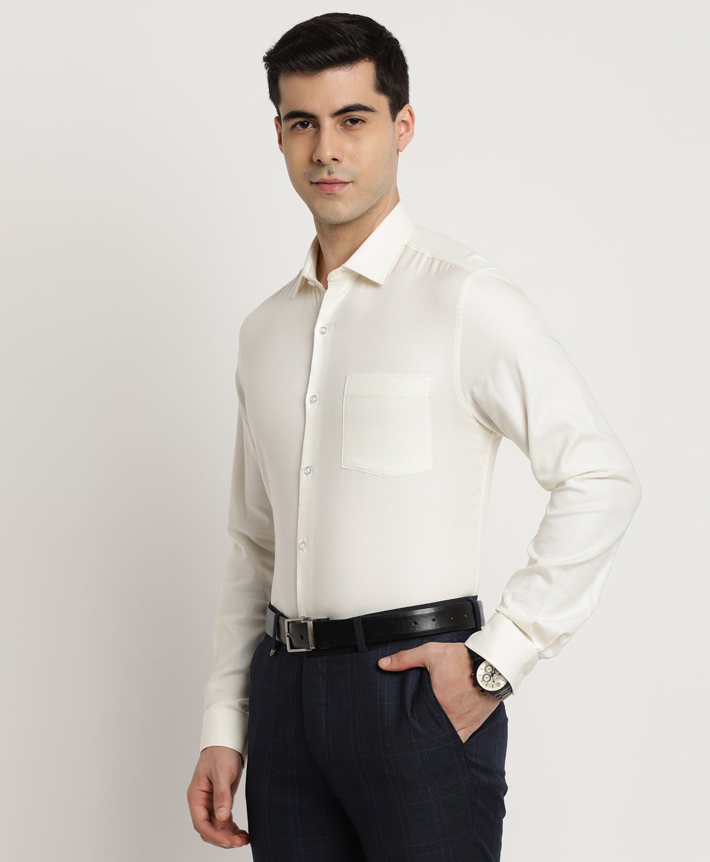 100% Cotton Cream Dobby Slim Fit Full Sleeve Formal Shirt