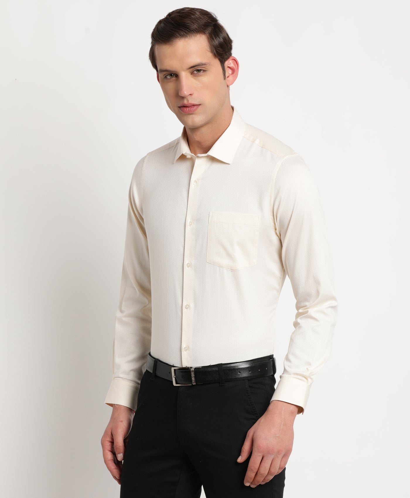 100% Cotton Cream Dobby Slim Fit Full Sleeve Formal Shirt