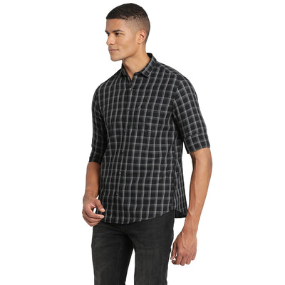 Turtle Men Black Cotton Checked Slim Fit Casual Shirts