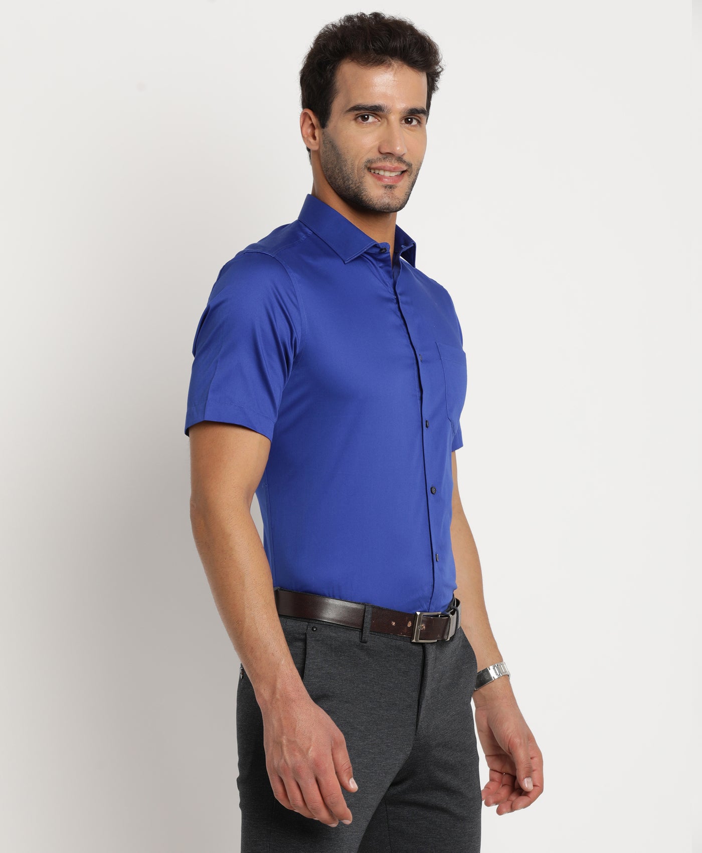 100% Cotton Blue Plain Regular Fit Half Sleeve Formal Shirt