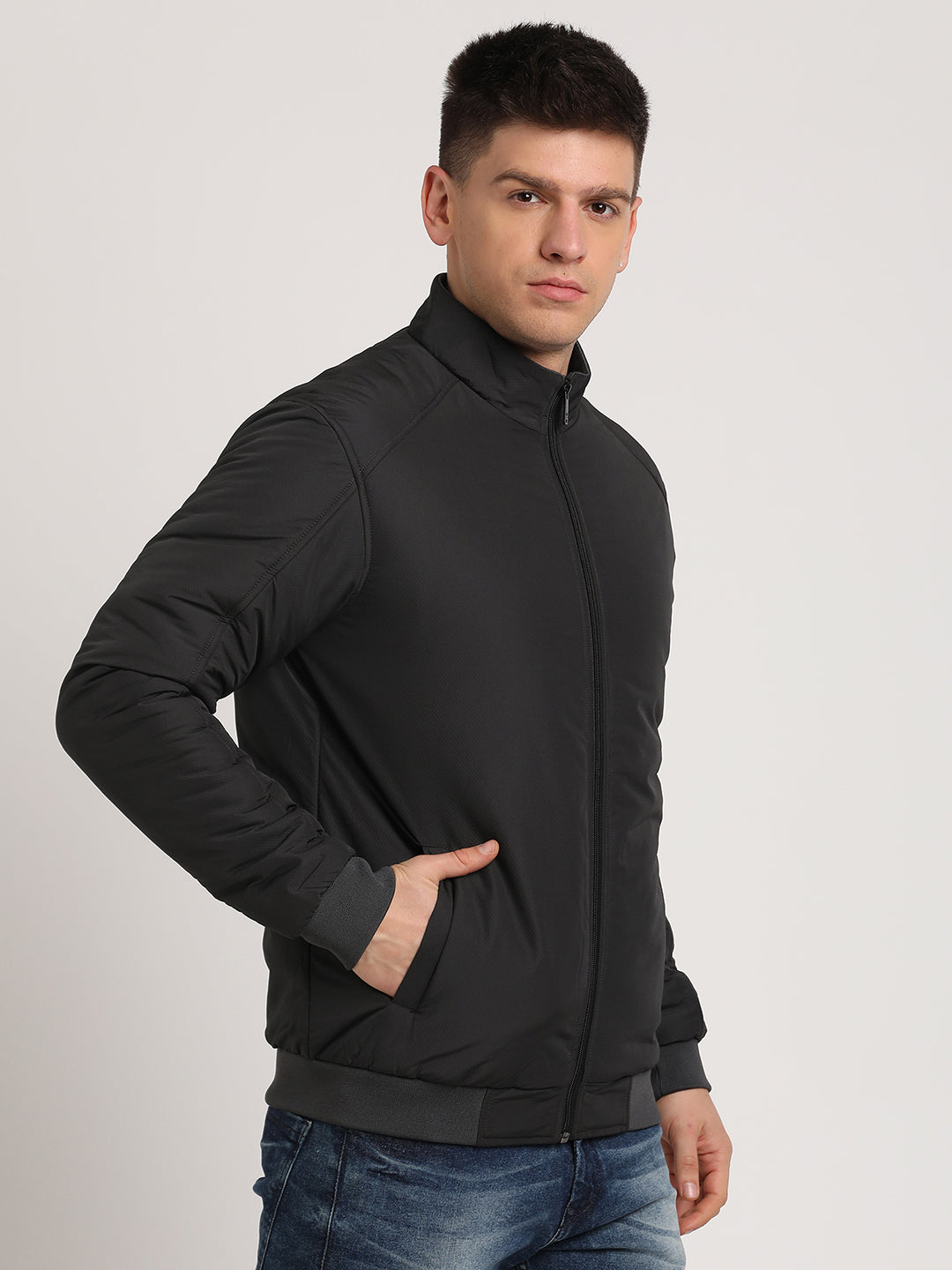 Polyester Solid Black Zipper Windcheater Jacket