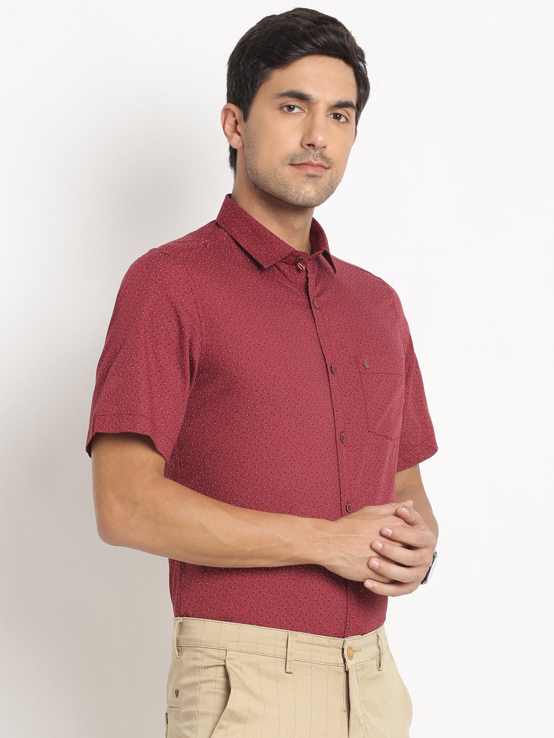 100% Cotton Maroon Printed Slim Fit Half Sleeve Casual Shirt