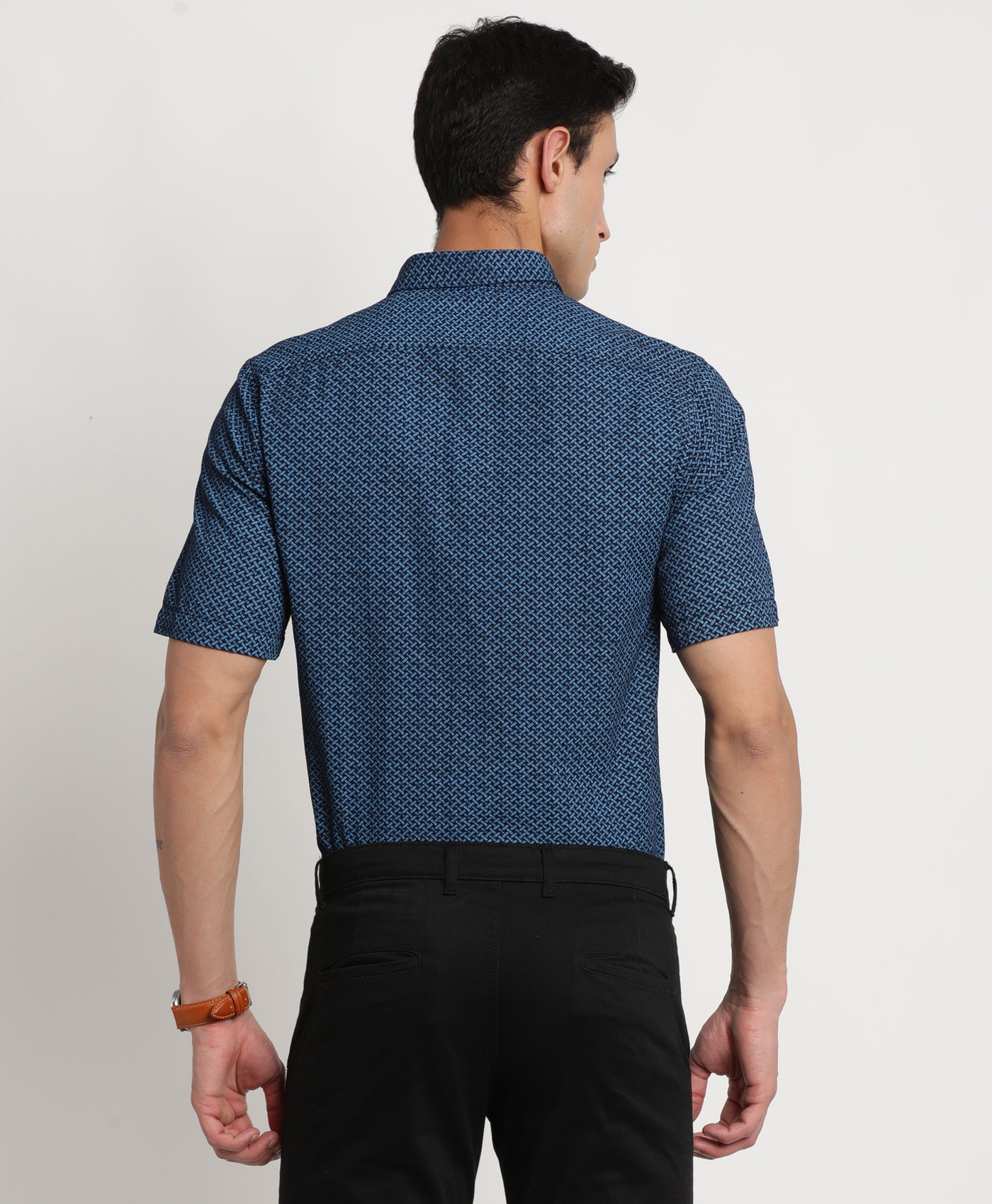 100% Cotton Indigo Navy Blue Printed Slim Fit Half Sleeve Casual Shirt