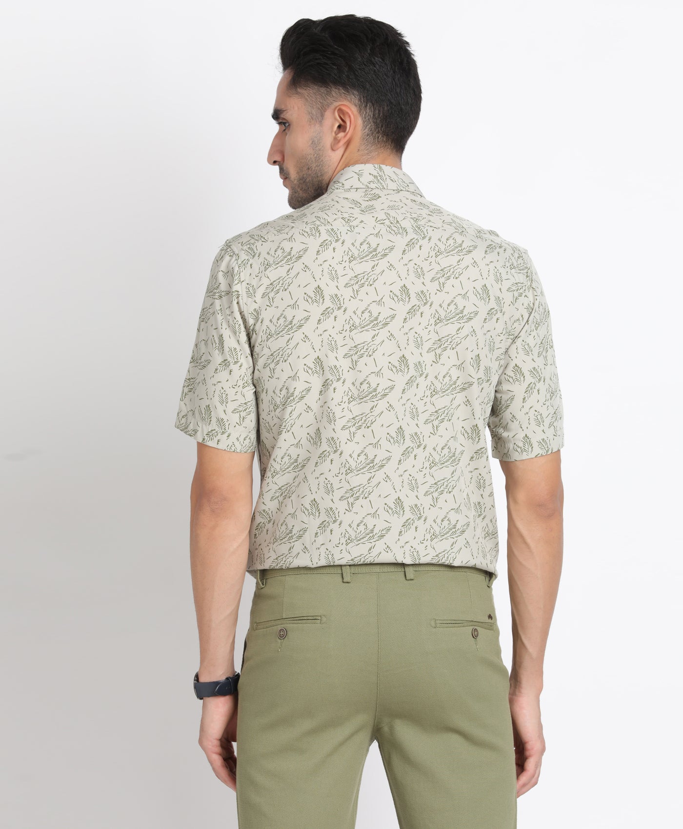 100% Rayon Green Printed Slim Fit Half Sleeve Casual Shirt