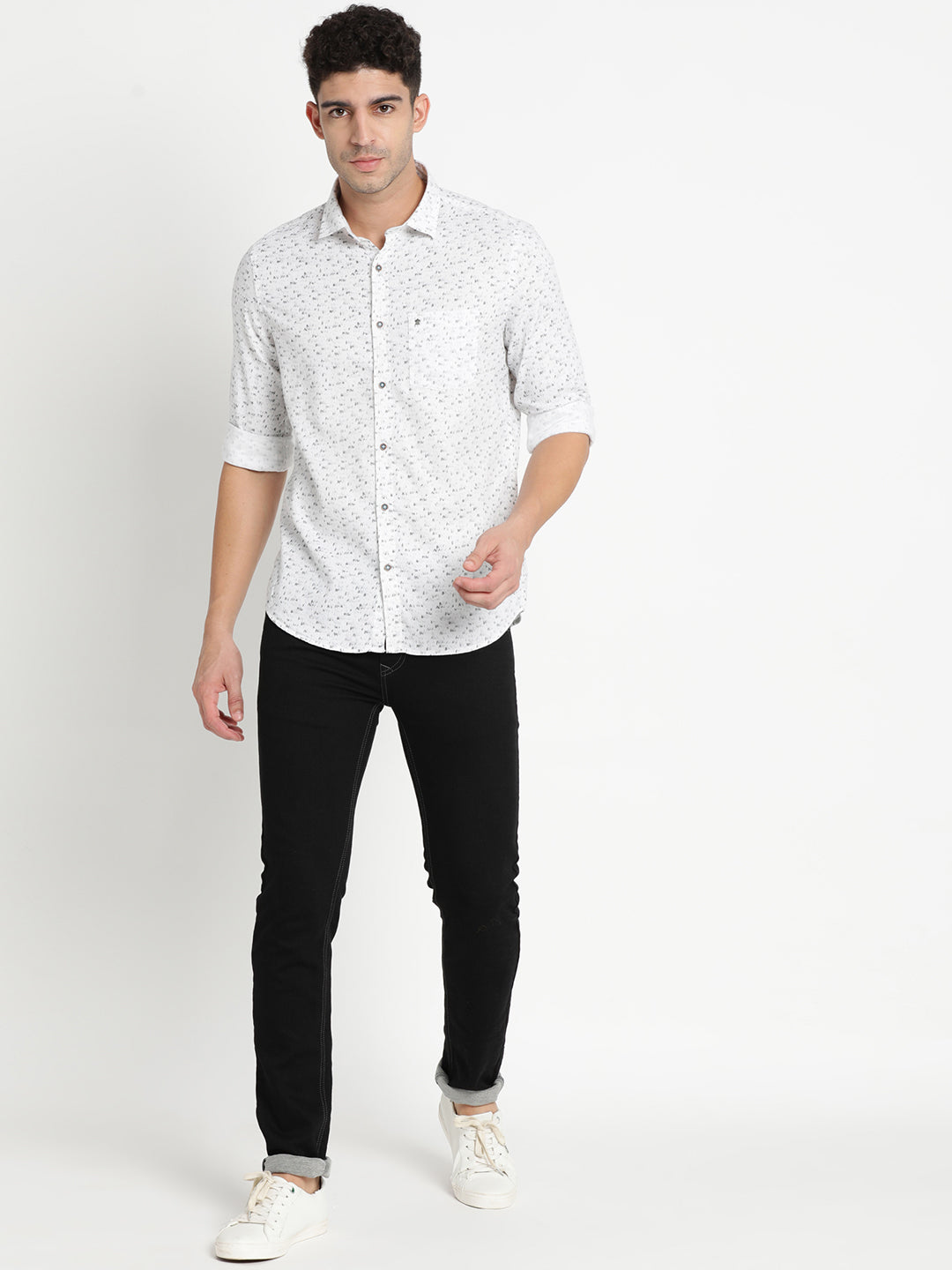 100% Cotton White Printed Slim Fit Full Sleeve Casual Shirt