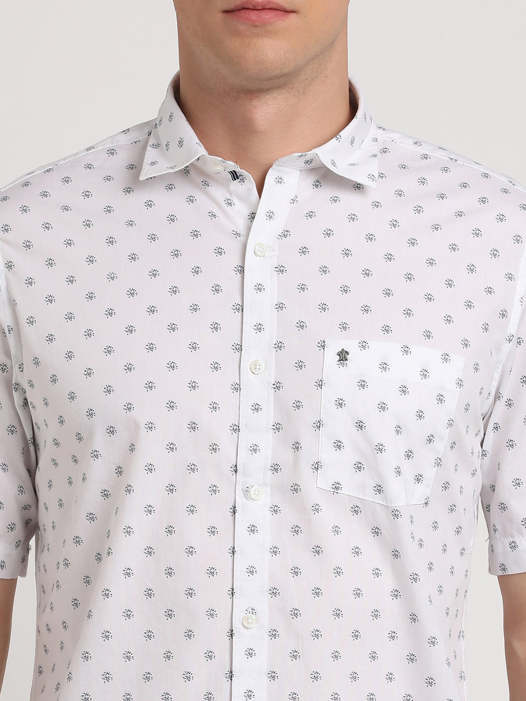 100% Cotton White Printed Slim Fit Half Sleeve Casual Shirt