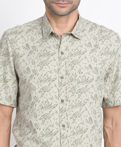 100% Rayon Green Printed Slim Fit Half Sleeve Casual Shirt