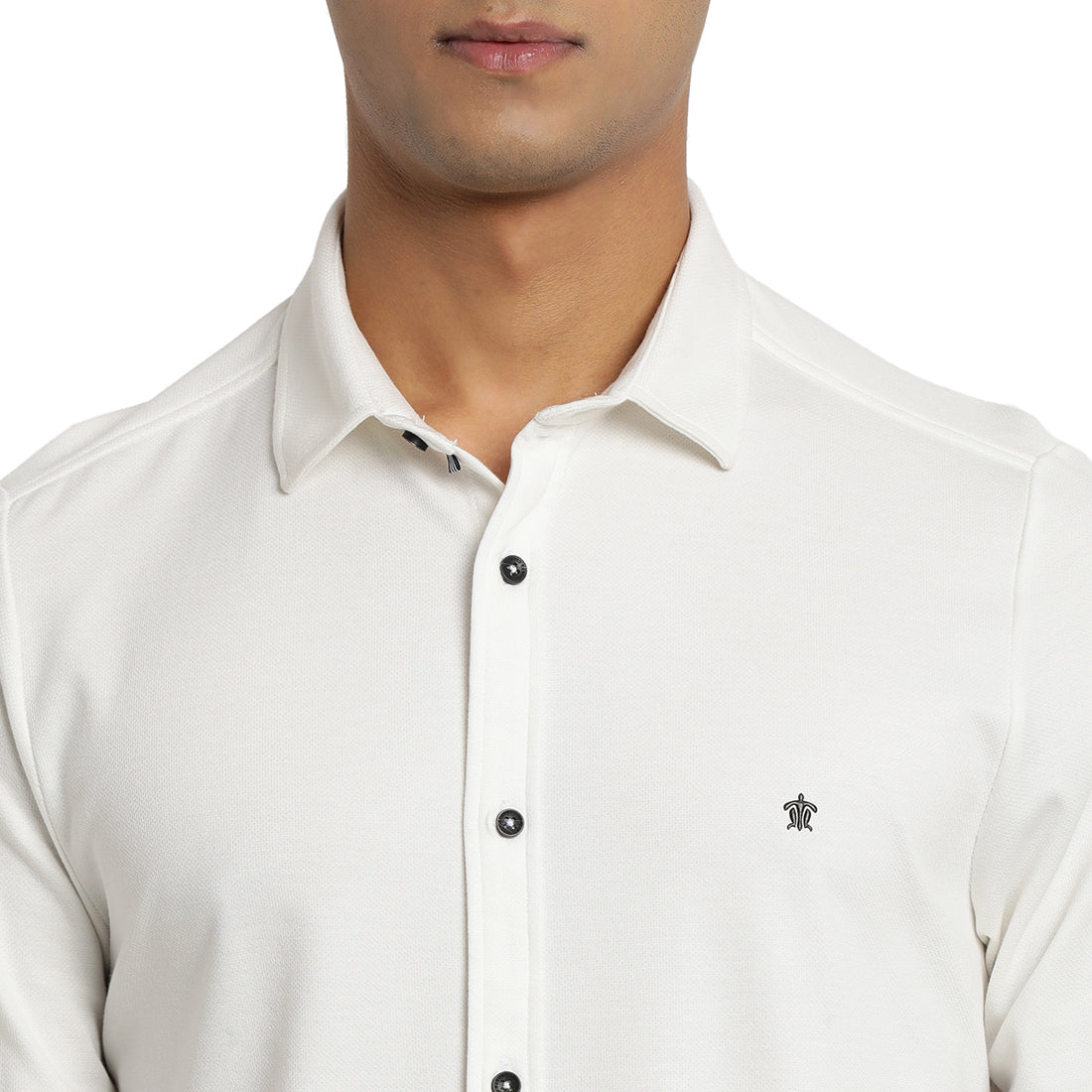 Turtle Men White Knitted Printed Slim Fit Casual Shirts