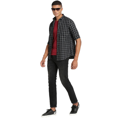 Turtle Men Black Cotton Checked Slim Fit Casual Shirts