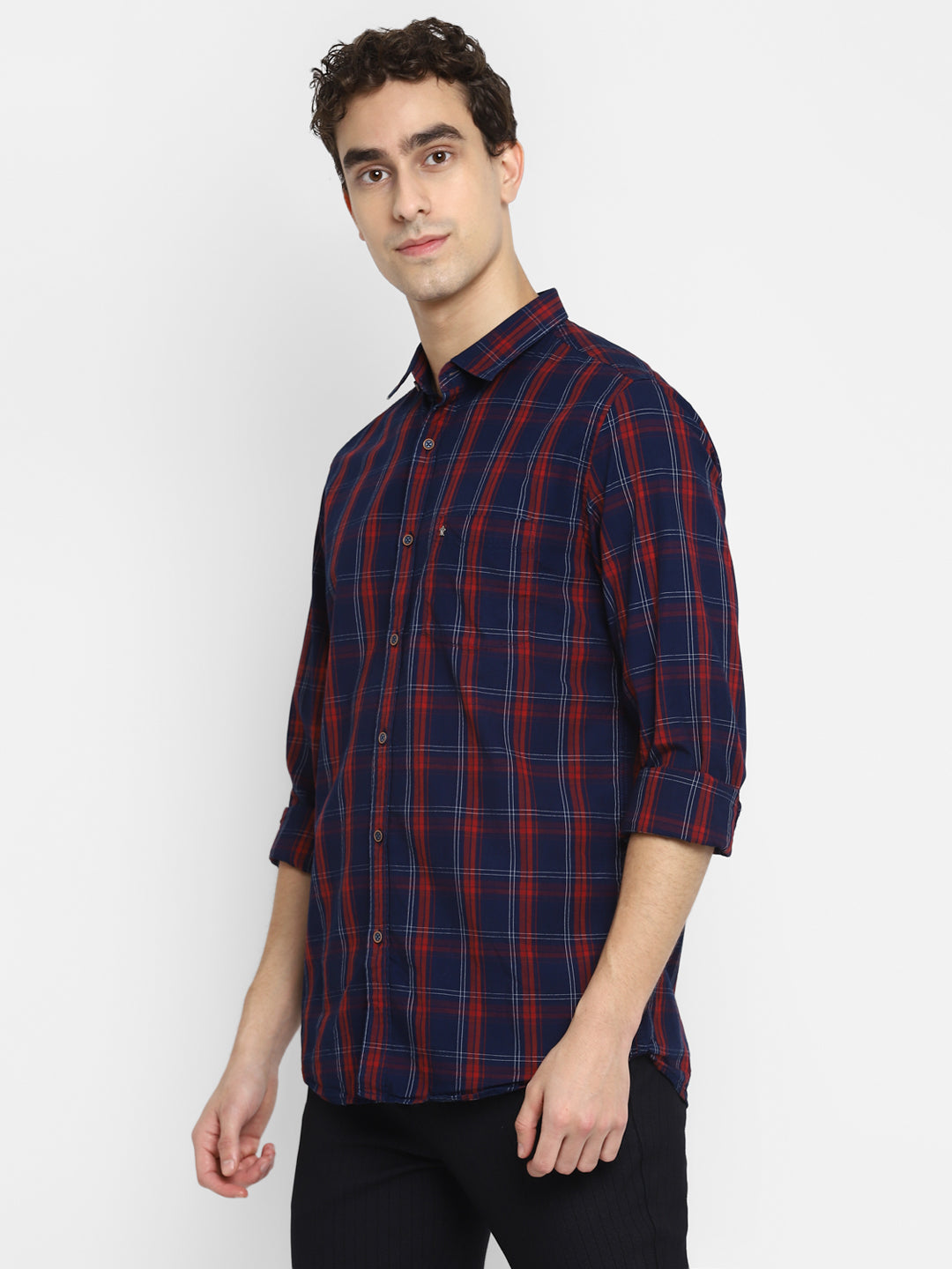 Turtle Men Navy & Red Cotton Checked Slim Fit Shirts