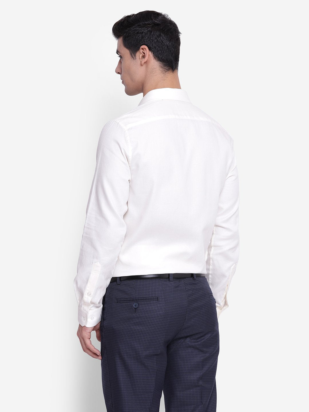 Anti-Bacterial Men Slim Fit Solid Spread Collar Formal White Shirt