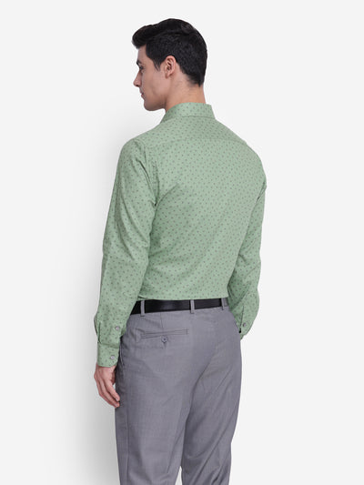 Solid Green Slim Fit Formal Shirt