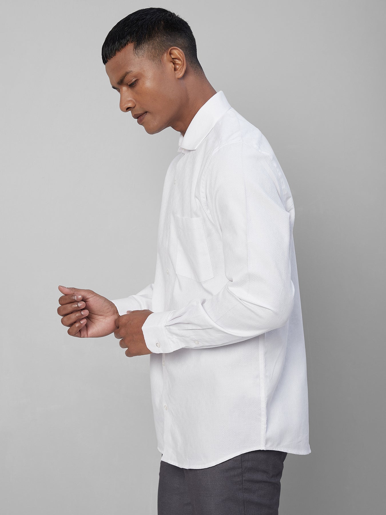 white-formal-men's-giza-cotton-shirt---fashion-collection-(jacquard)