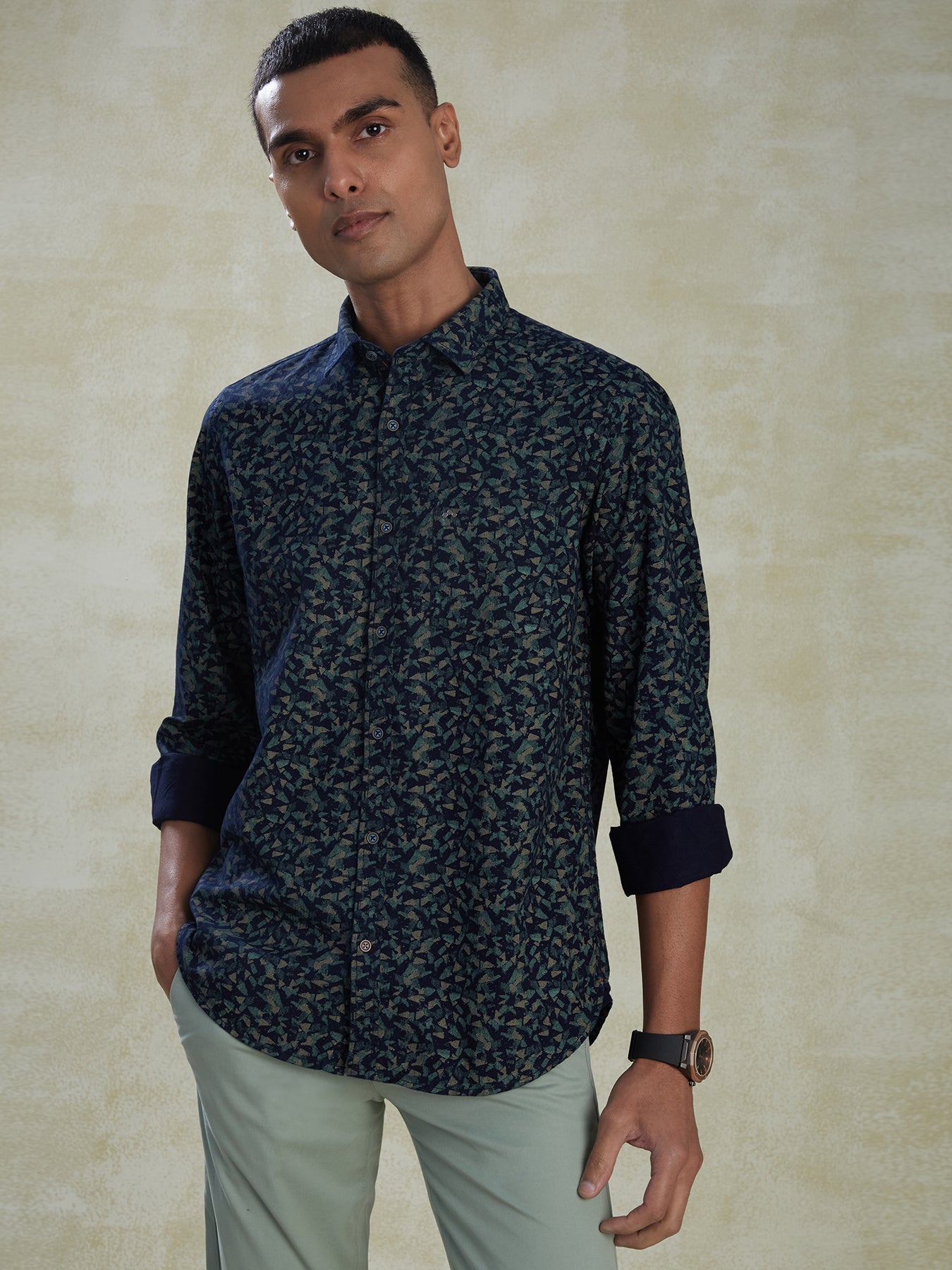 100%-cotton-indigo-navy-blue-slim-fit-full-sleeve-casual-mens-shirts