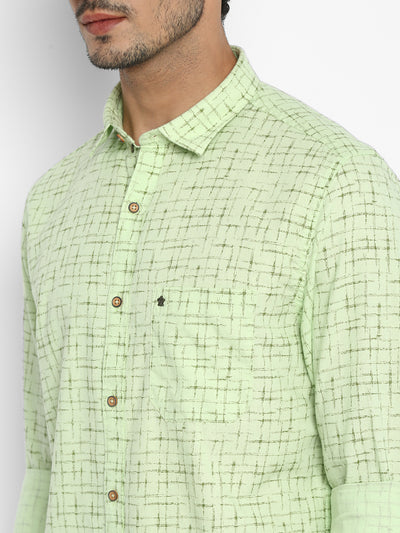 Turtle Men Cotton Light Green Checkered Slim Fit Shirts
