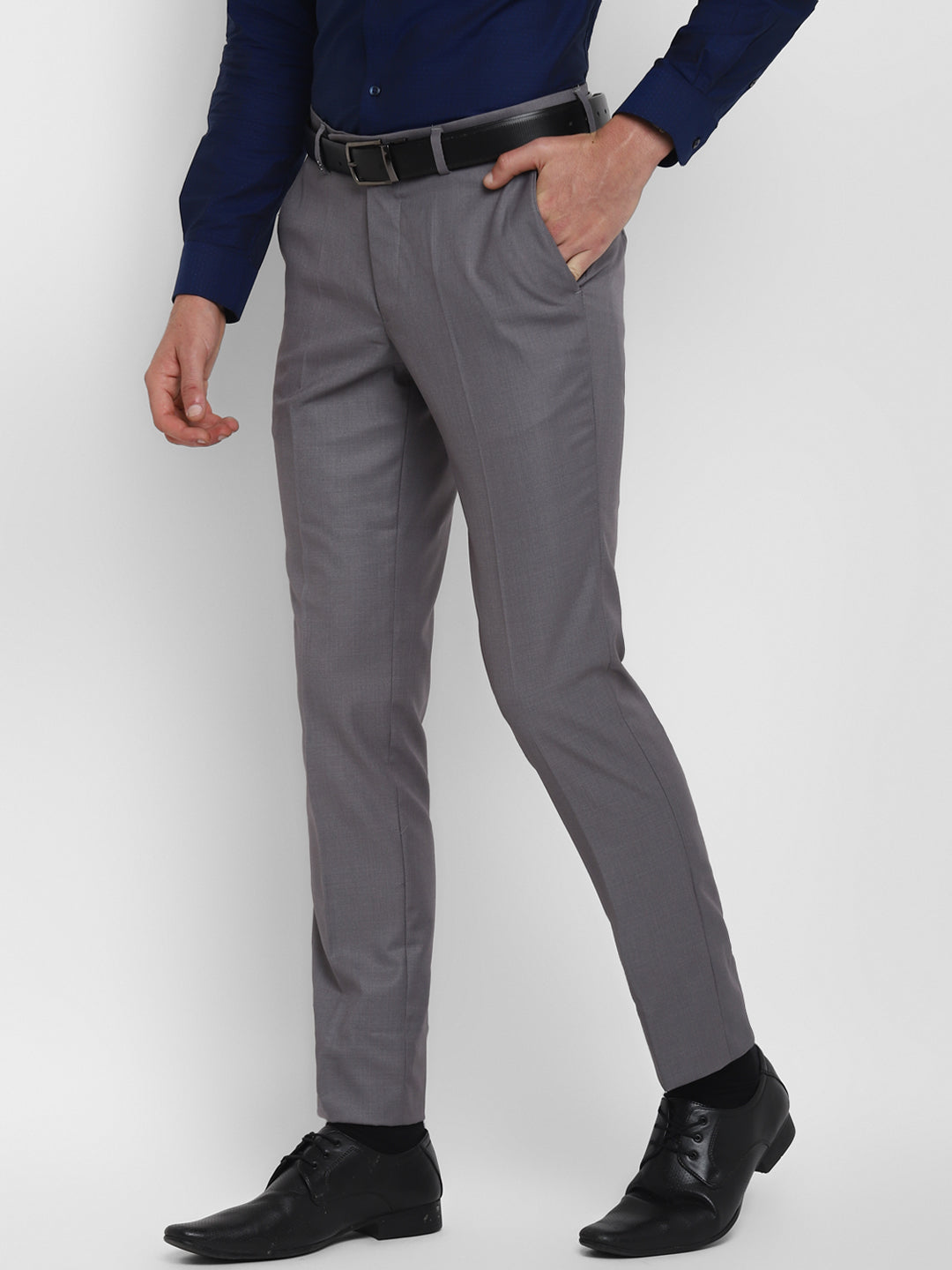 Grey Solid Slim Fit Trouser